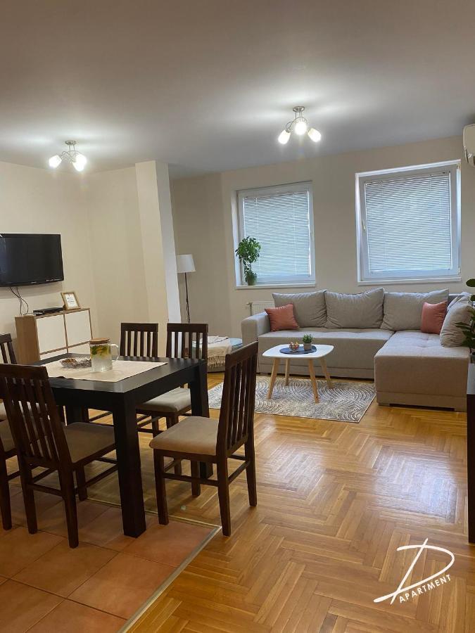 D Apartment Free Private Parking Fast Wi-Fi โนวีซาด ภายนอก รูปภาพ