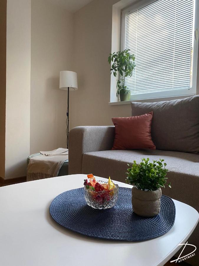 D Apartment Free Private Parking Fast Wi-Fi โนวีซาด ภายนอก รูปภาพ